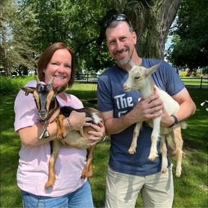 Meet your Posher, Becky